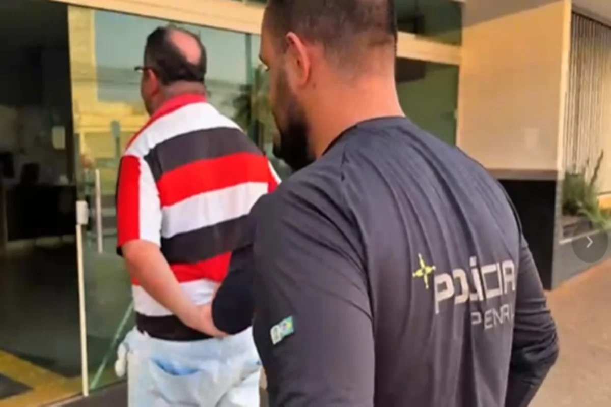 Homem é preso após se masturbar ao lado de passageira em ônibus no DF