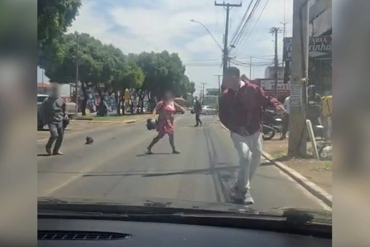 Falsos motoboys cobradores de agiotagem são intimidados por família no DF