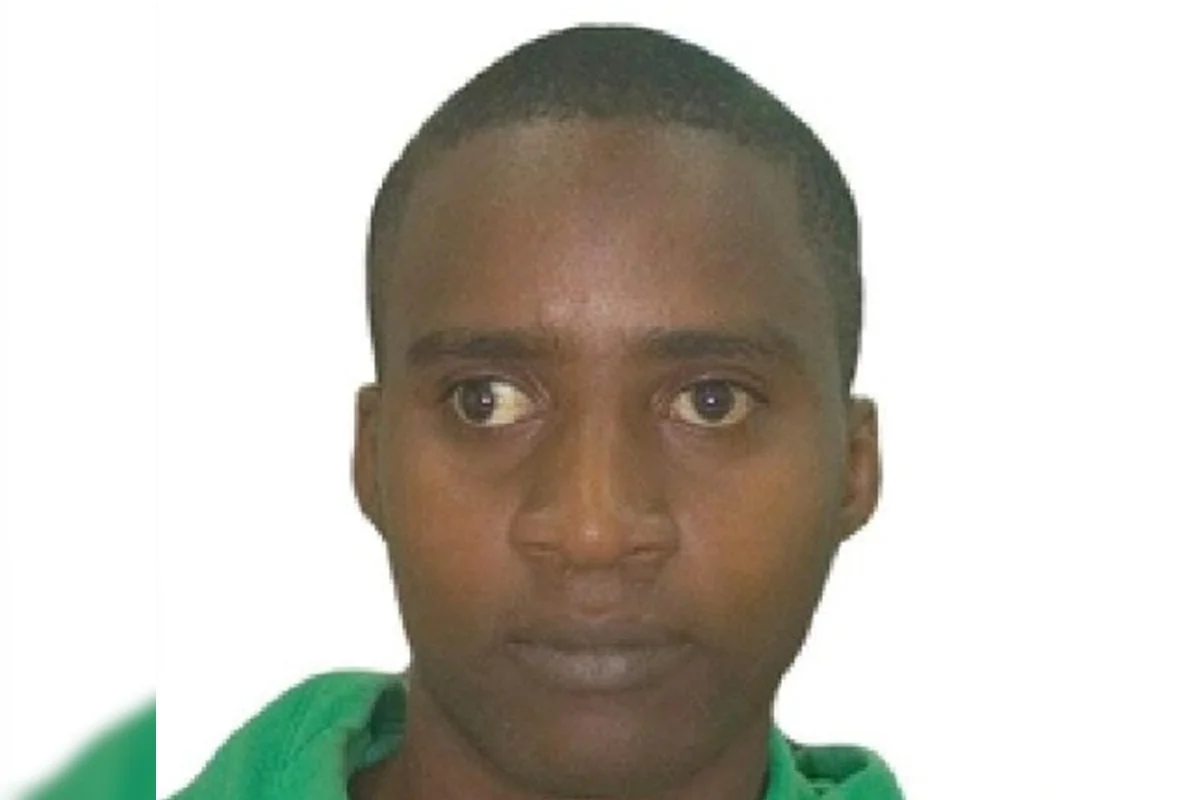 Homem que atacou adolescente no metrô já havia mordido dedo de agente