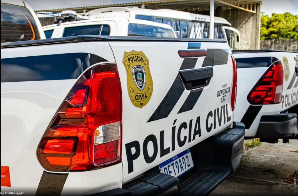 Homem é encontrado morto com marcas de tiros à margem de rodovia na PB